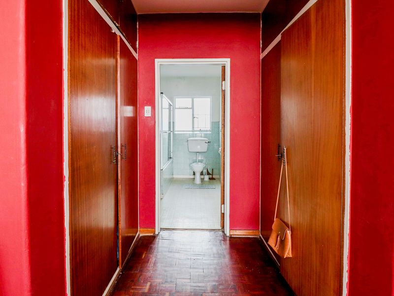 HUMEWOOD FURNISHED ROOM IN APARTMENT FOR RENT - Photo 3