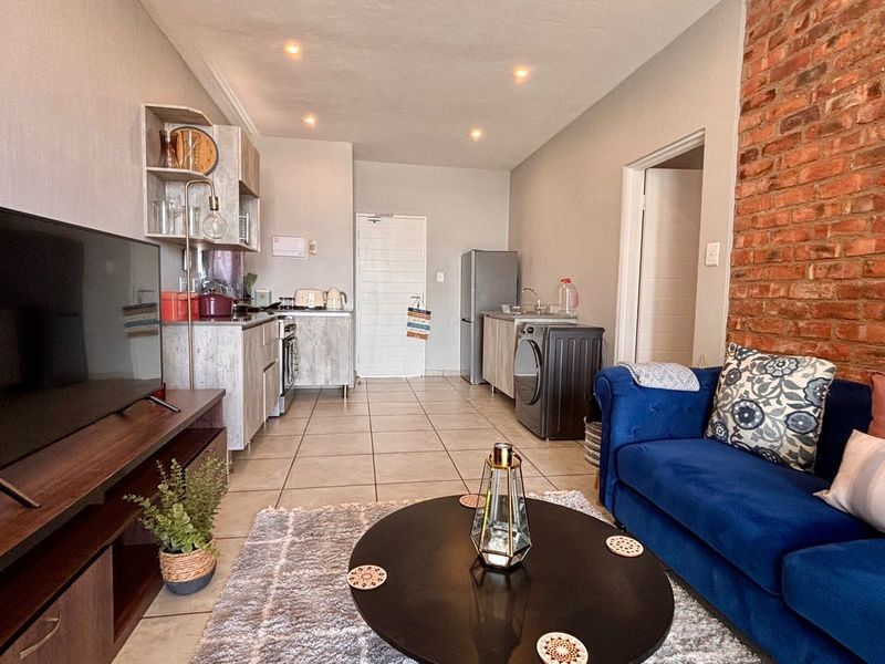 1 BEDROOM APARTMENT TO LET IN COMPLEX - Photo 2