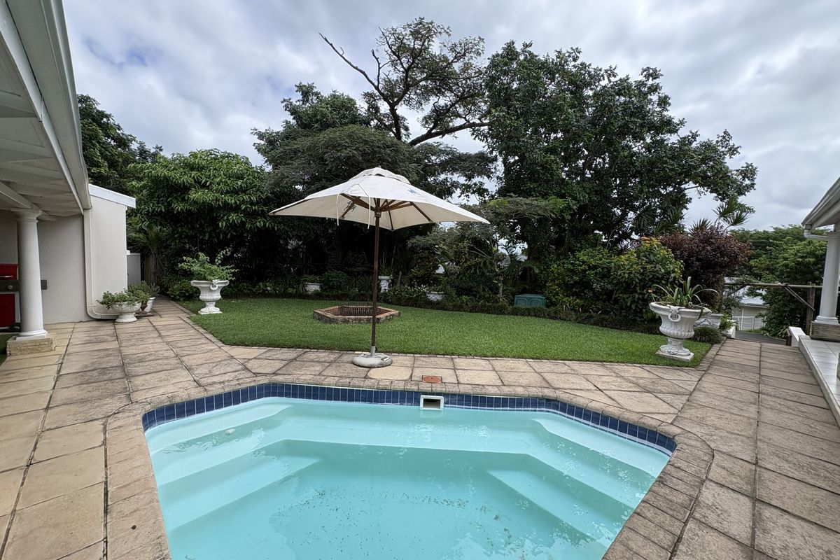 GORGEOUS SHORTENS HOME. - Photo 3