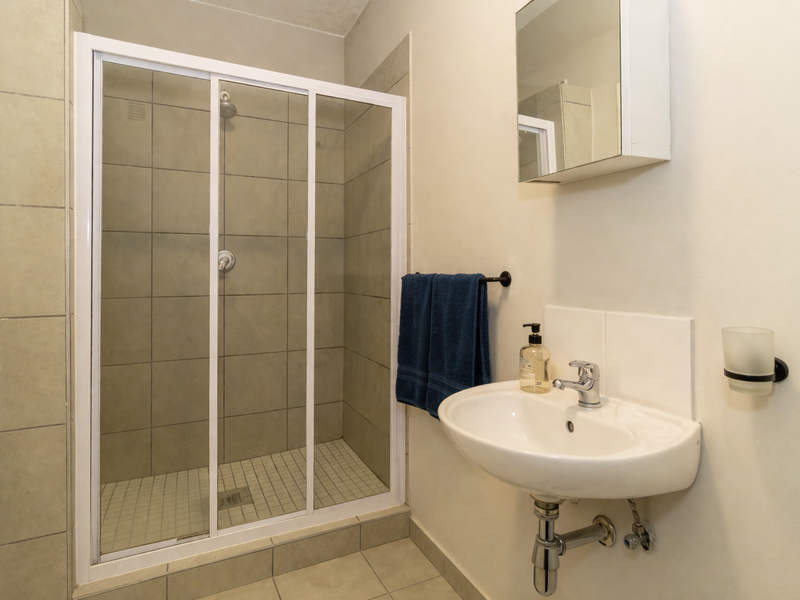 1 bedroom apartment for sale - Photo 3