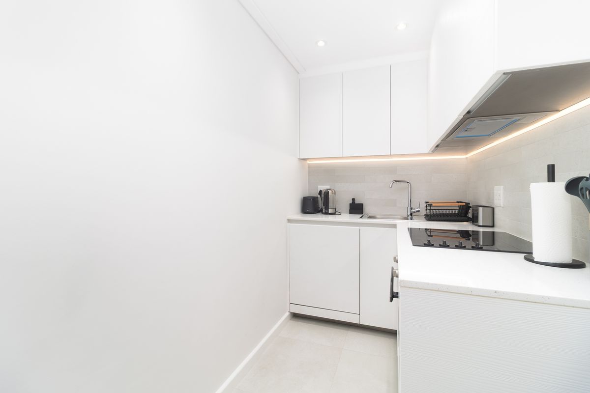 stunning 1 bedroom to rent in Greenpoint - Photo 5