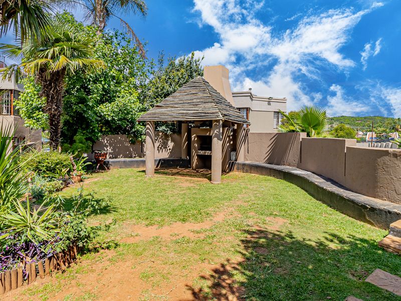 2 Bedroom 1 Bathroom First Floor Pet friendly Apartment To Let in Glenvista - Photo 7