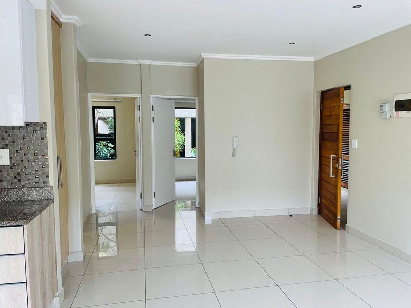 Modern 2-Bedroom Apartment in Umhlanga - Photo 8