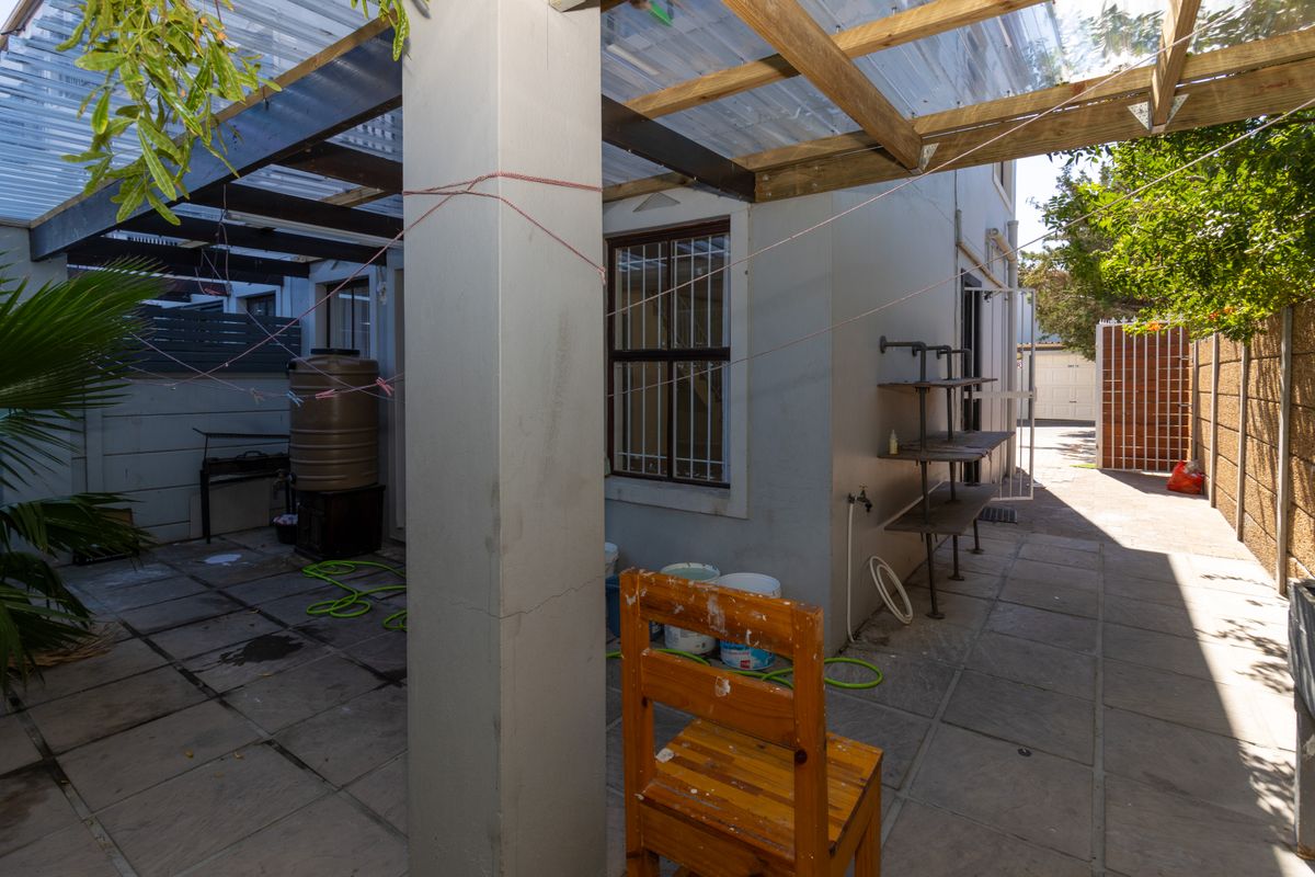 Modern Living In Parklands Main - Photo 2