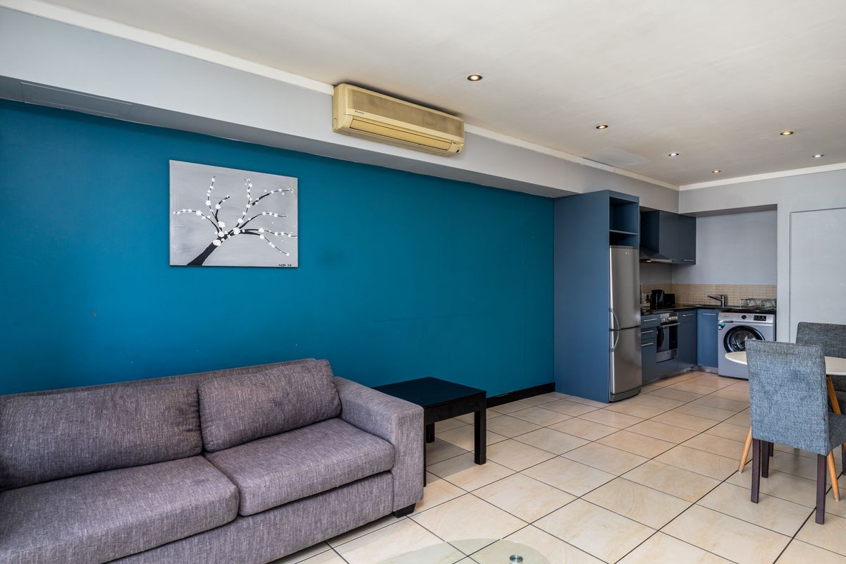 Turnkey Investment in the Icon in Foreshore - Photo 3