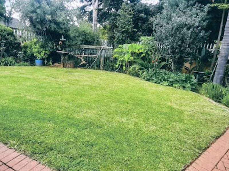 SPACIOUS fAMILY HOME!! - Photo 3