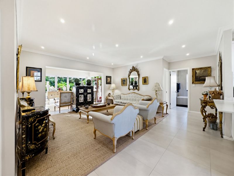 Recently  Renovated 3 Bedroom Home - Photo 7