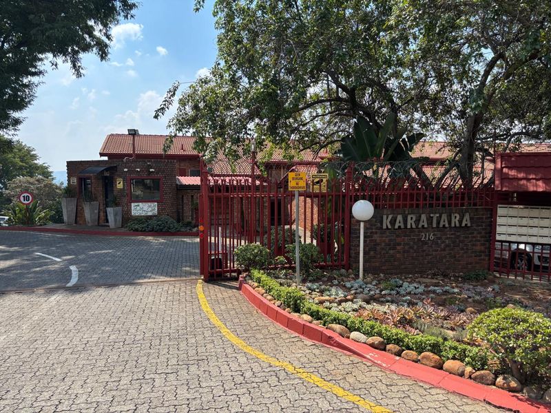 Apartment For Sale In Pretoria - Photo 5