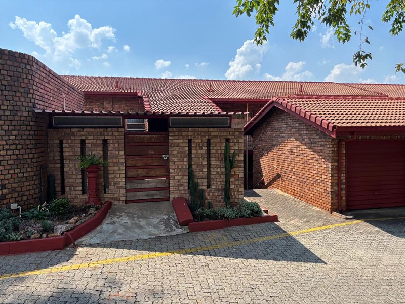 Apartment For Sale In Pretoria - Photo 10