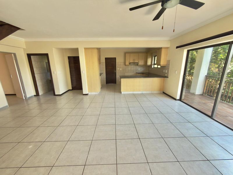 Charming 3-Bedroom Townhouse in Seaward Estate - Photo 4