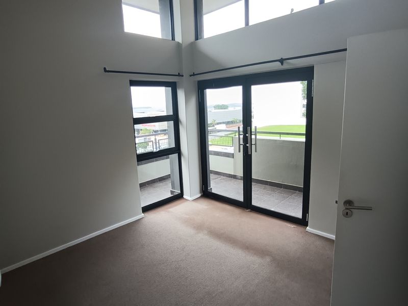 Modern 2-Bedroom Apartment in Umhlanga Ridge - Photo 4