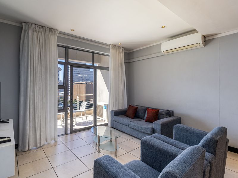 Hands-Free Investment | 2 Bed, 2 Bath in The Icon | Fully Furnished - Photo 2