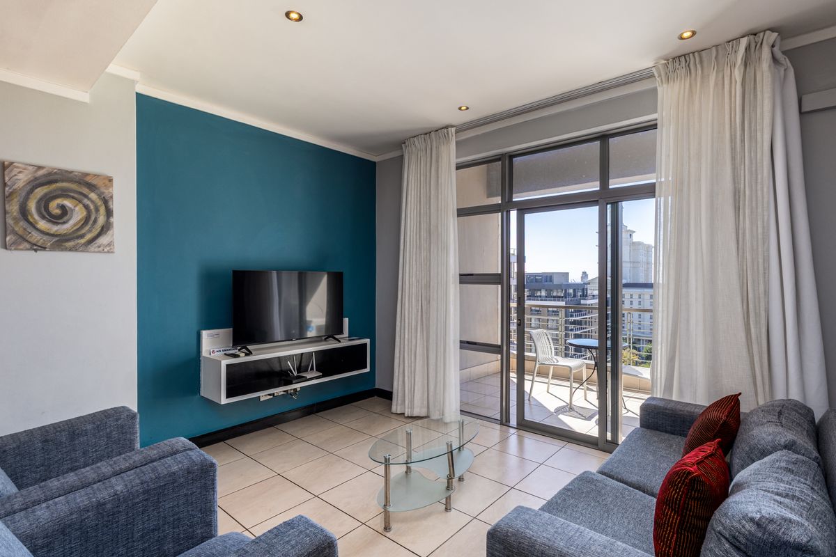 Hands-Free Investment | 2 Bed, 2 Bath in The Icon | Fully Furnished - Photo 3