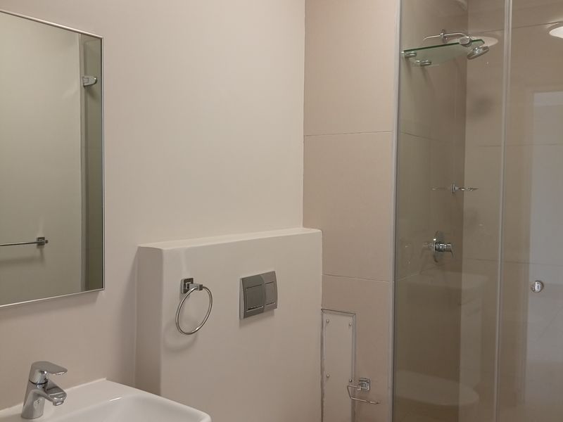 Luxurious 1 Bedroom Apartment in Umhlanga In the famous Ridge Town Central. - Photo 7