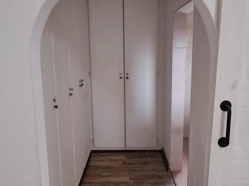 Fantastic Family home in sought after residential area - Photo 5