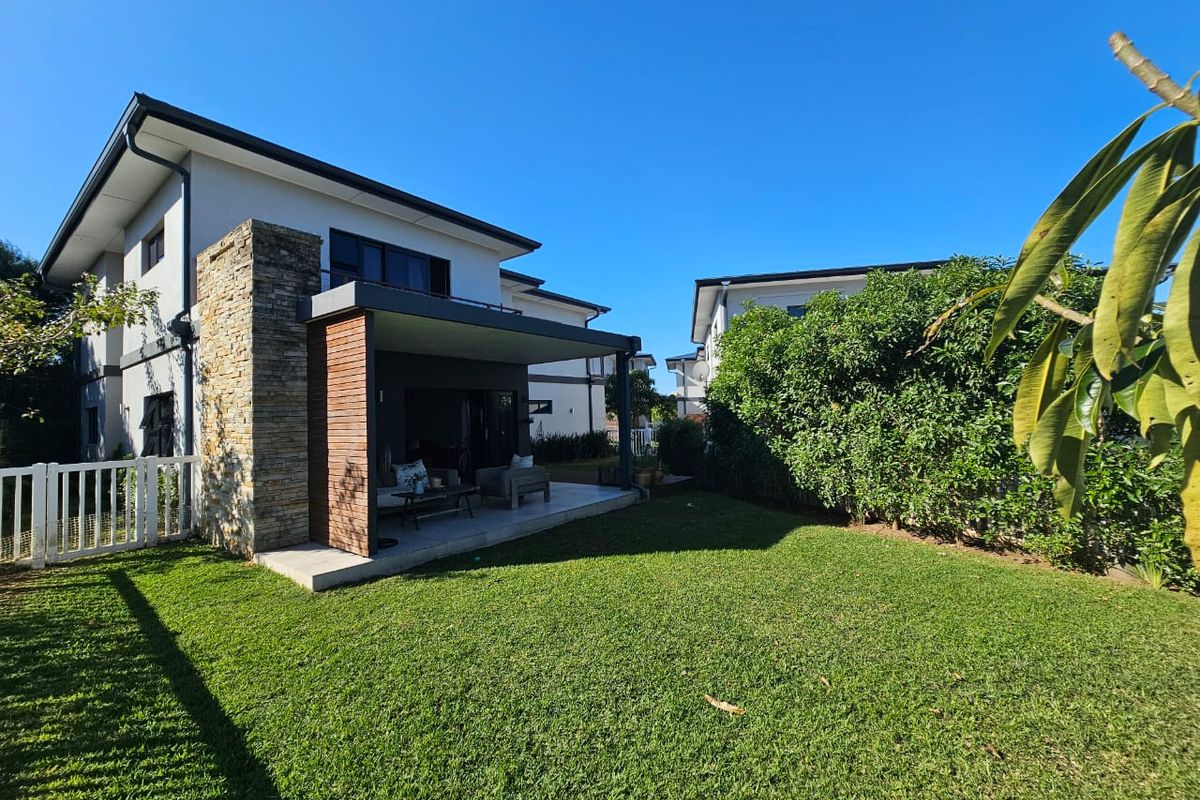 Stunning House for Sale in Salt Rock - Photo 2