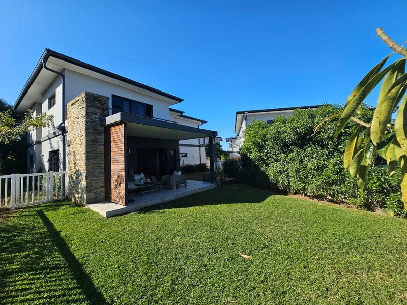 Stunning House for Sale in Salt Rock - Photo 2