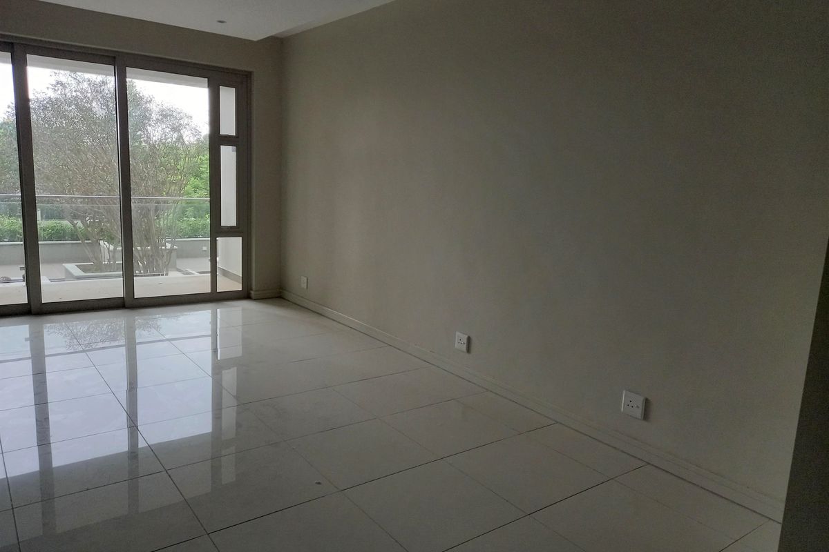 Unfurnished 2 Bed 2 Bath Apartment in Rosebank for RENT - Photo 4