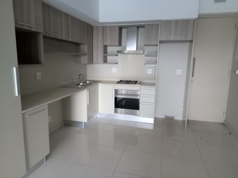 Unfurnished 2 Bed 2 Bath Apartment in Rosebank for RENT - Photo 2