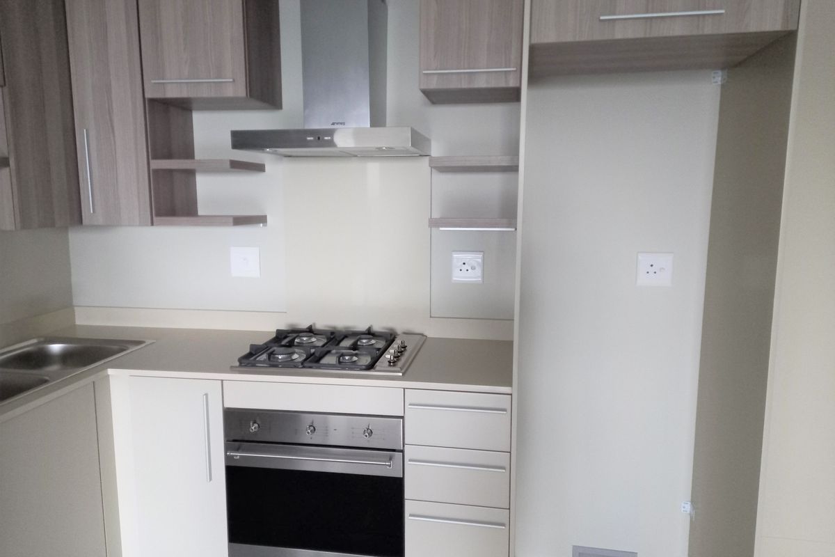 Unfurnished 2 Bed 2 Bath Apartment in Rosebank for RENT - Photo 3