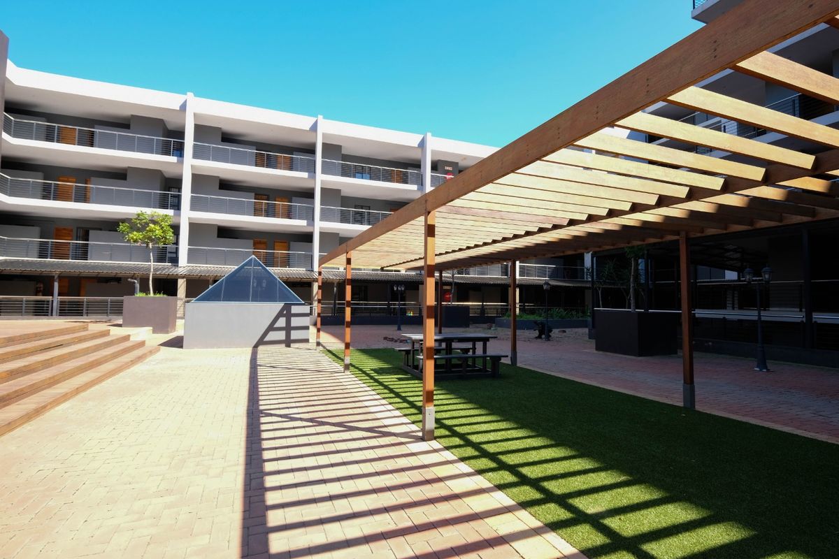 1 Bedroom Apartment to let in Umhlanga - Photo 2