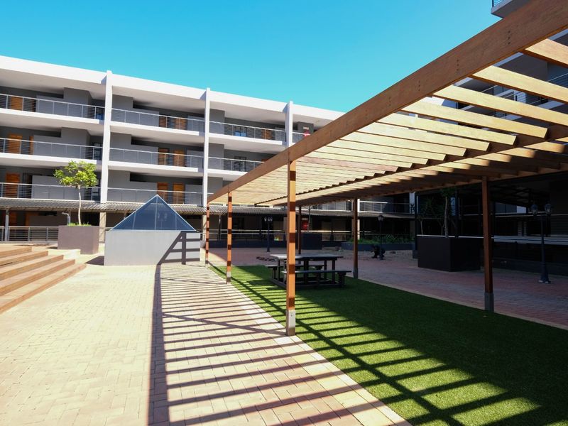 1 Bedroom Apartment to let in Umhlanga - Photo 2