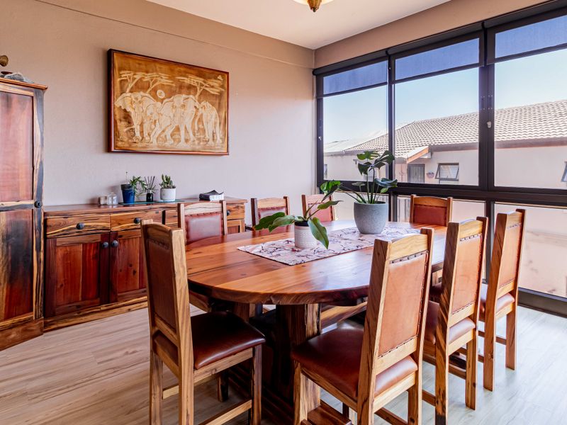 Stylish Coastal Living in Big Bay – Fully Furnished 2-Bedroom Apartment - Photo 5