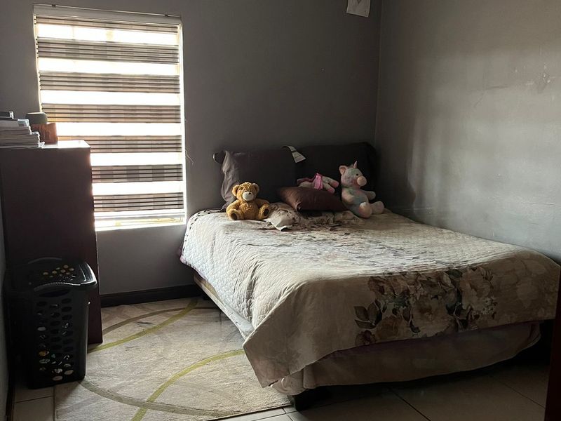 Sectional Title For Sale In Kempton Park - Photo 6