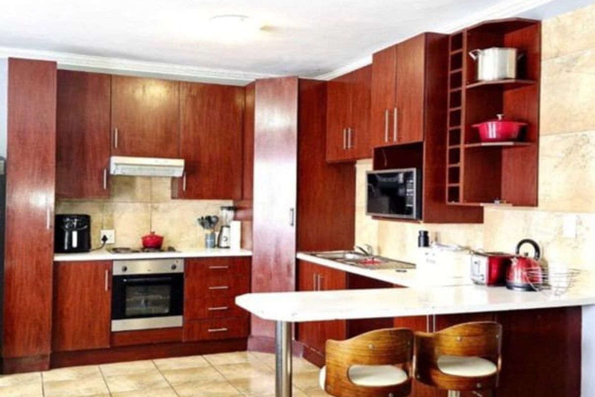 Sectional Title For Sale In Kempton Park - Photo 2