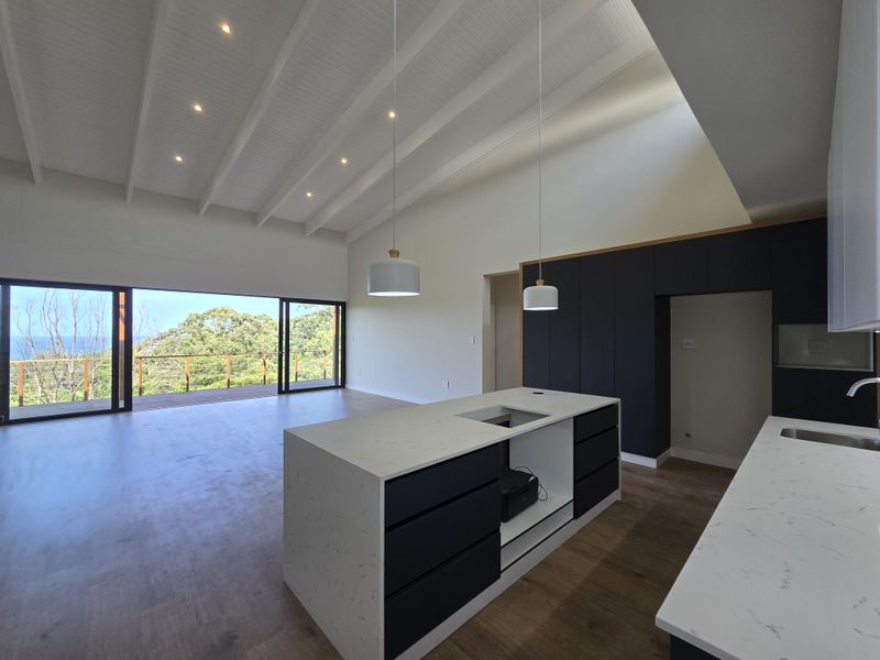 Contemporary double storey home for SALE! - Photo 4