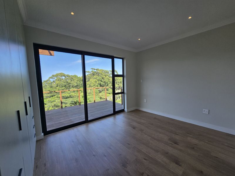 Contemporary double storey home for SALE! - Photo 7