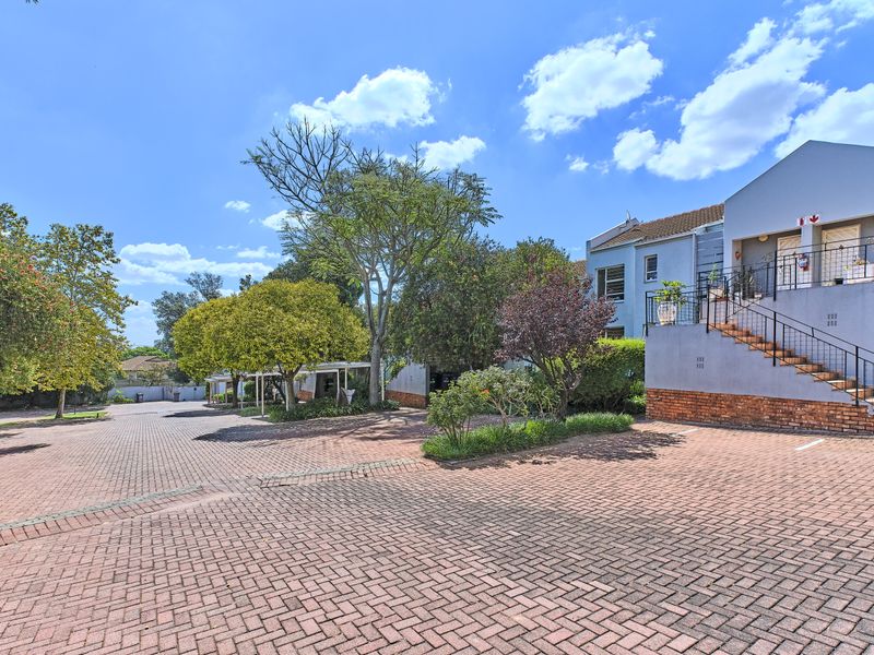 2 Bedroom Apartment for sale in Morningside - Photo 5