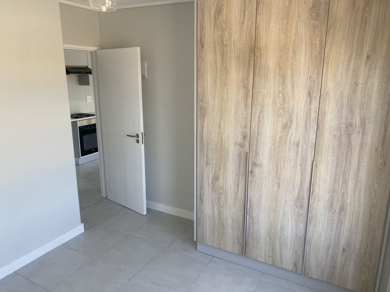 1 Bed Apartment in Greenkloof - Photo 8