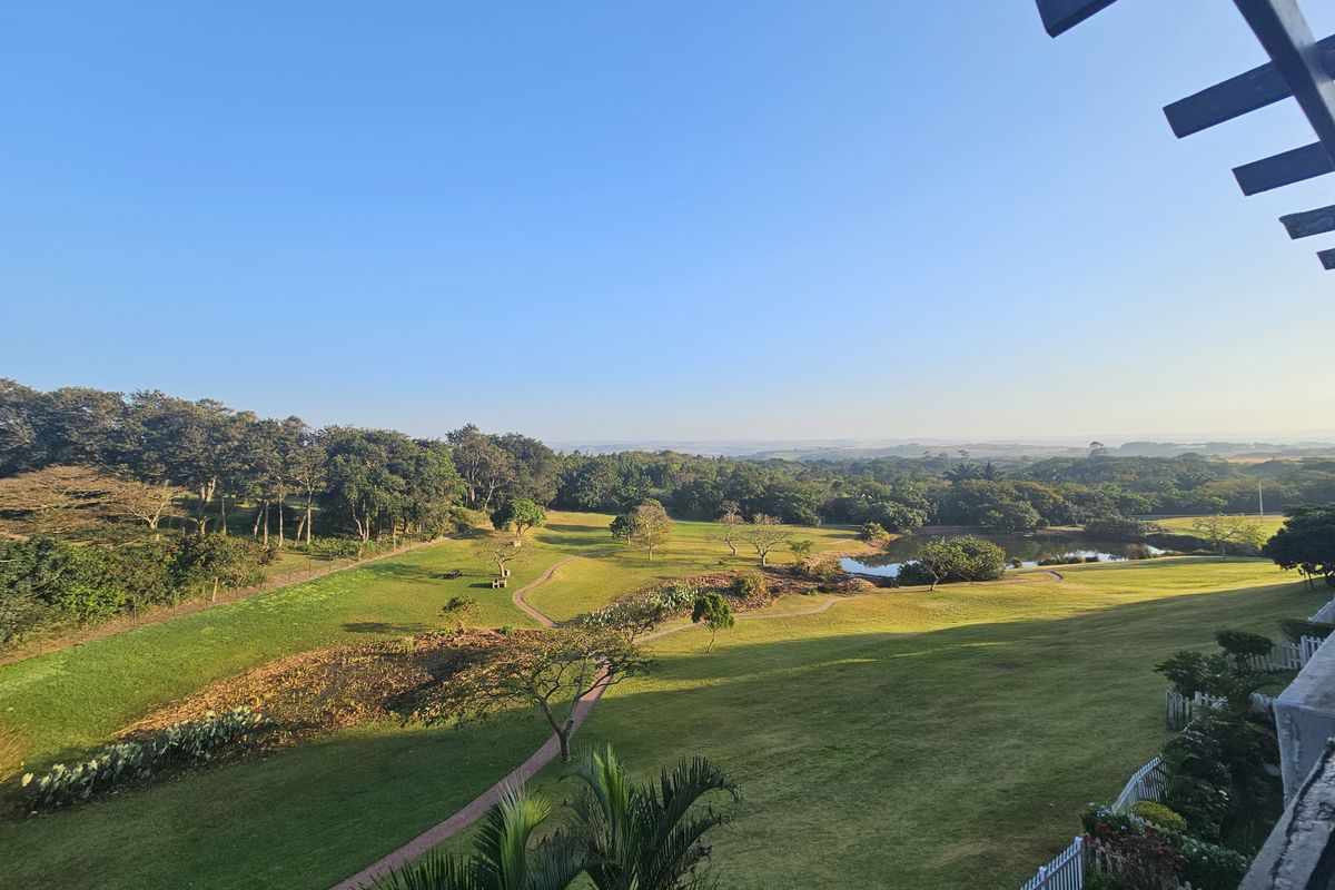 Apartment for SALE in Manor Estate! - Photo 2