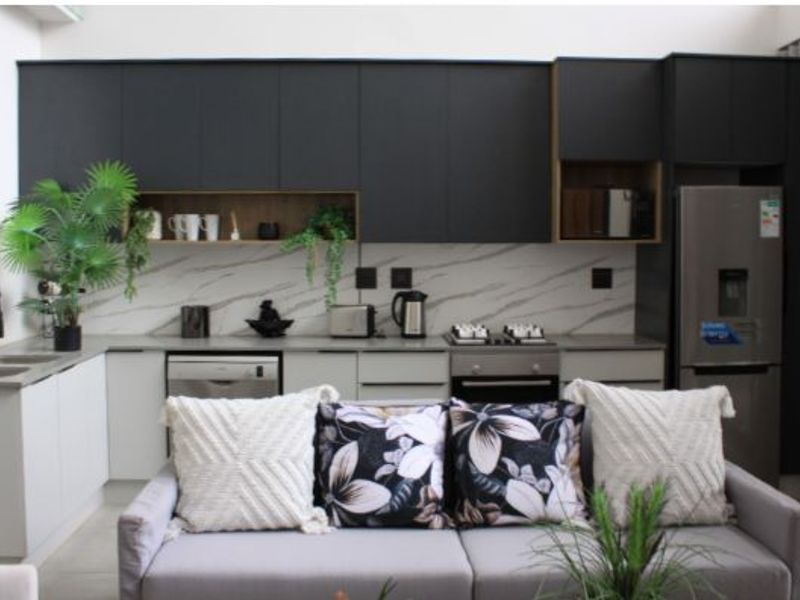 3 Bedroom Loft for SALE - Photo 6