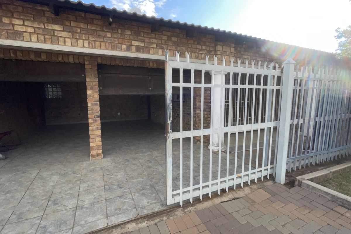 Students Accommodation in Block L next to TUT - Photo 4