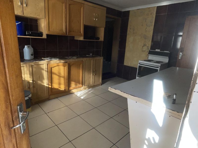 Students Accommodation in Block L next to TUT - Photo 6