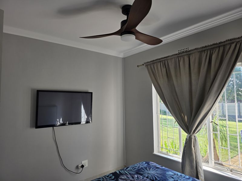 Modern Family Home for Sale in the Heart of Mooinooi. - Photo 10