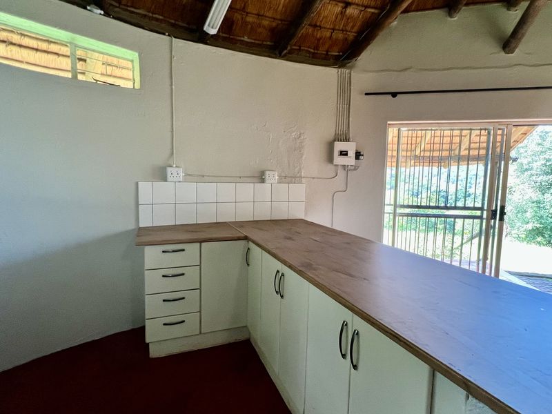 3 BEDROOM HOUSE TO LET - Photo 6