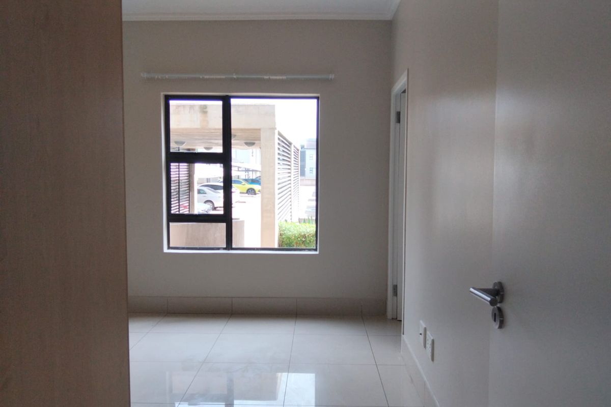 2 Bedroom apartment to let in Umhlanga Ridge - Photo 5