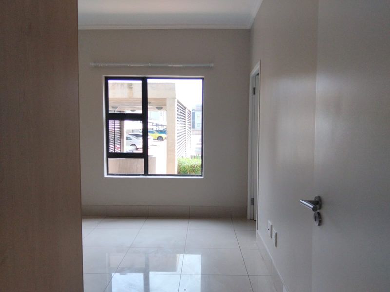 2 Bedroom apartment to let in Umhlanga Ridge - Photo 5