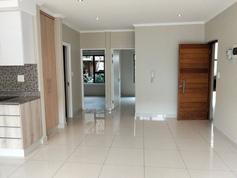 Two bedroom, one bathroom apartment to let in Umhlanga Ridge - Photo 7