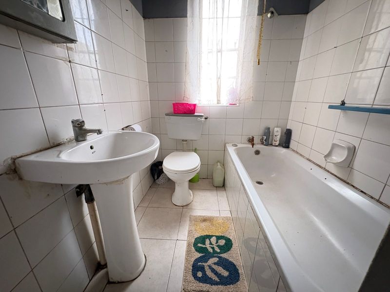 Prime Investment Opportunity – Geduld, Springs - Photo 6