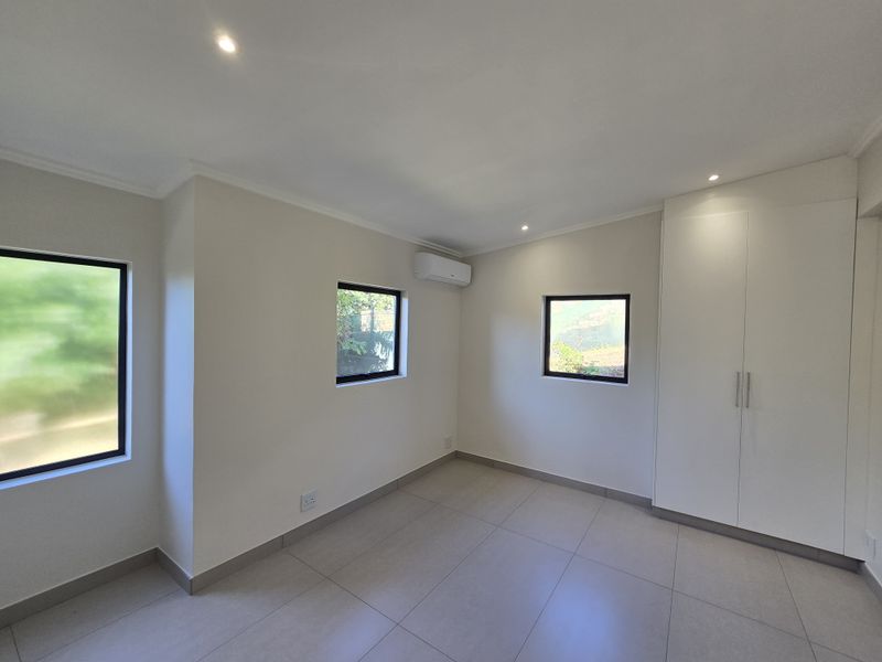 SINGLE STOREY HOME FOR SALE IN SHAKAS ROCK - NO TRANSFER DUTY - Photo 10