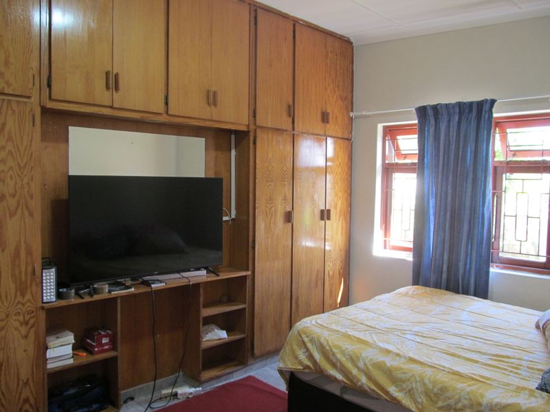 3 Bedroom Property For Sale Albertinia Western Cape - Photo 4
