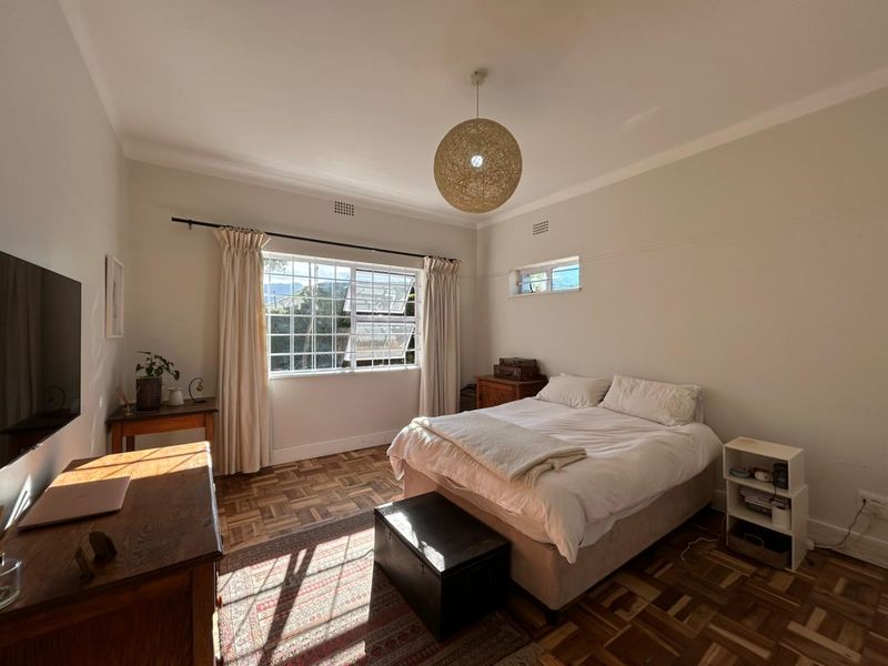 Two Bedroom ground Floor apartment with private garden in Claremont - Photo 9