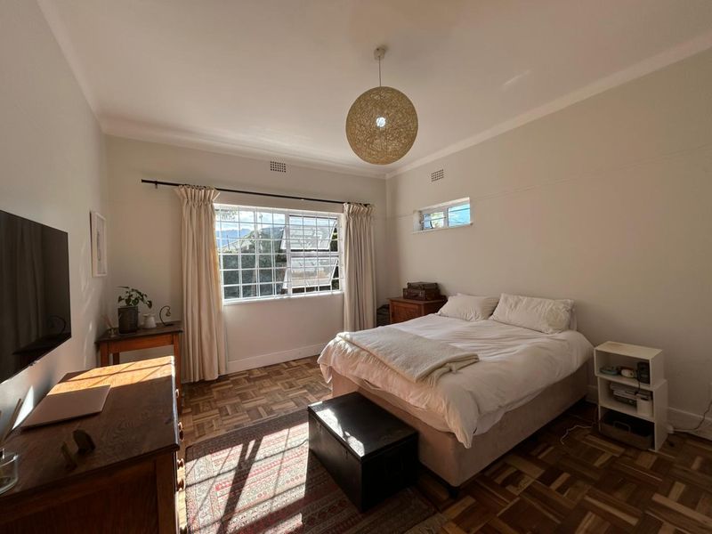 Two Bedroom ground Floor apartment with private garden in Claremont - Photo 8
