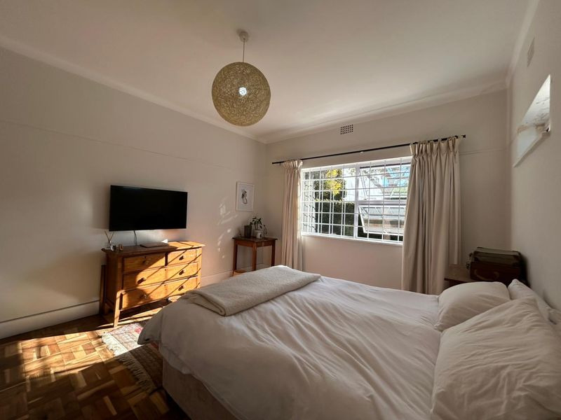 Two Bedroom ground Floor apartment with private garden in Claremont - Photo 7