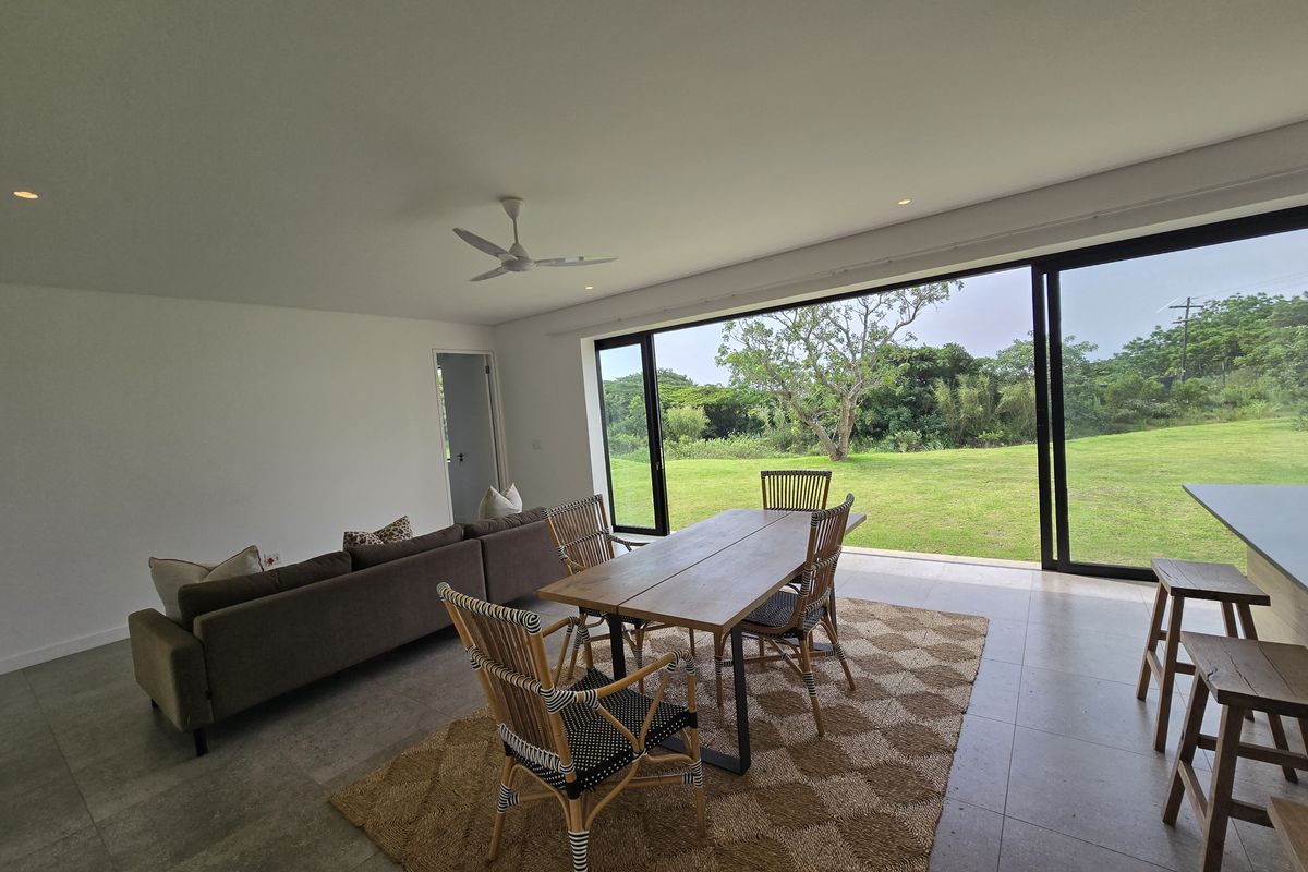 Pet friendly 3 bedroom Free Standing Home in Elaleni Gardens! - Photo 5