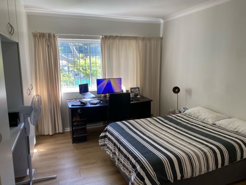 two Bedroom Two bathroom with garage in the heart of Newlands - Photo 10